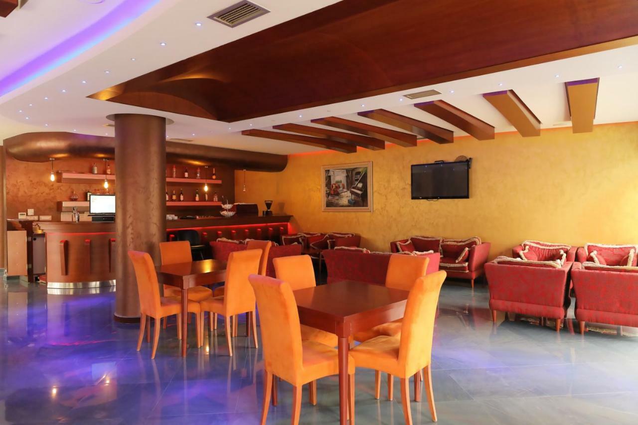 Hotel Gjuta Tiran Dış mekan fotoğraf